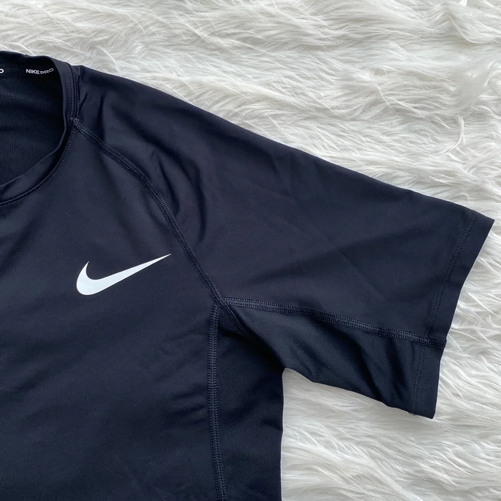 Nike | PRO Short Sleeve Top